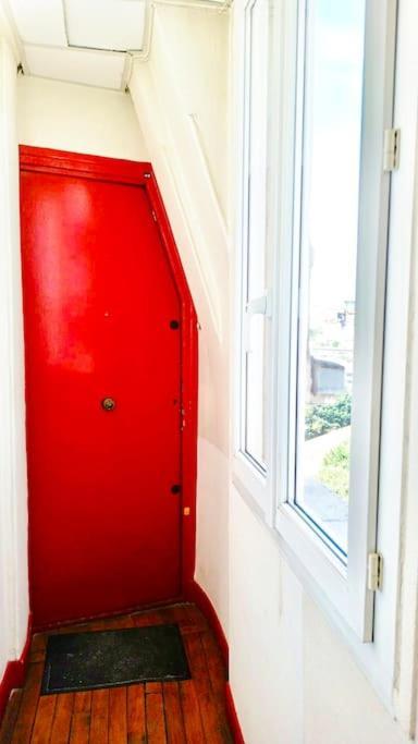 Appartement Vue Tour Eiffel Ligne 14 A Cote De Paris Gentilly Exterior foto